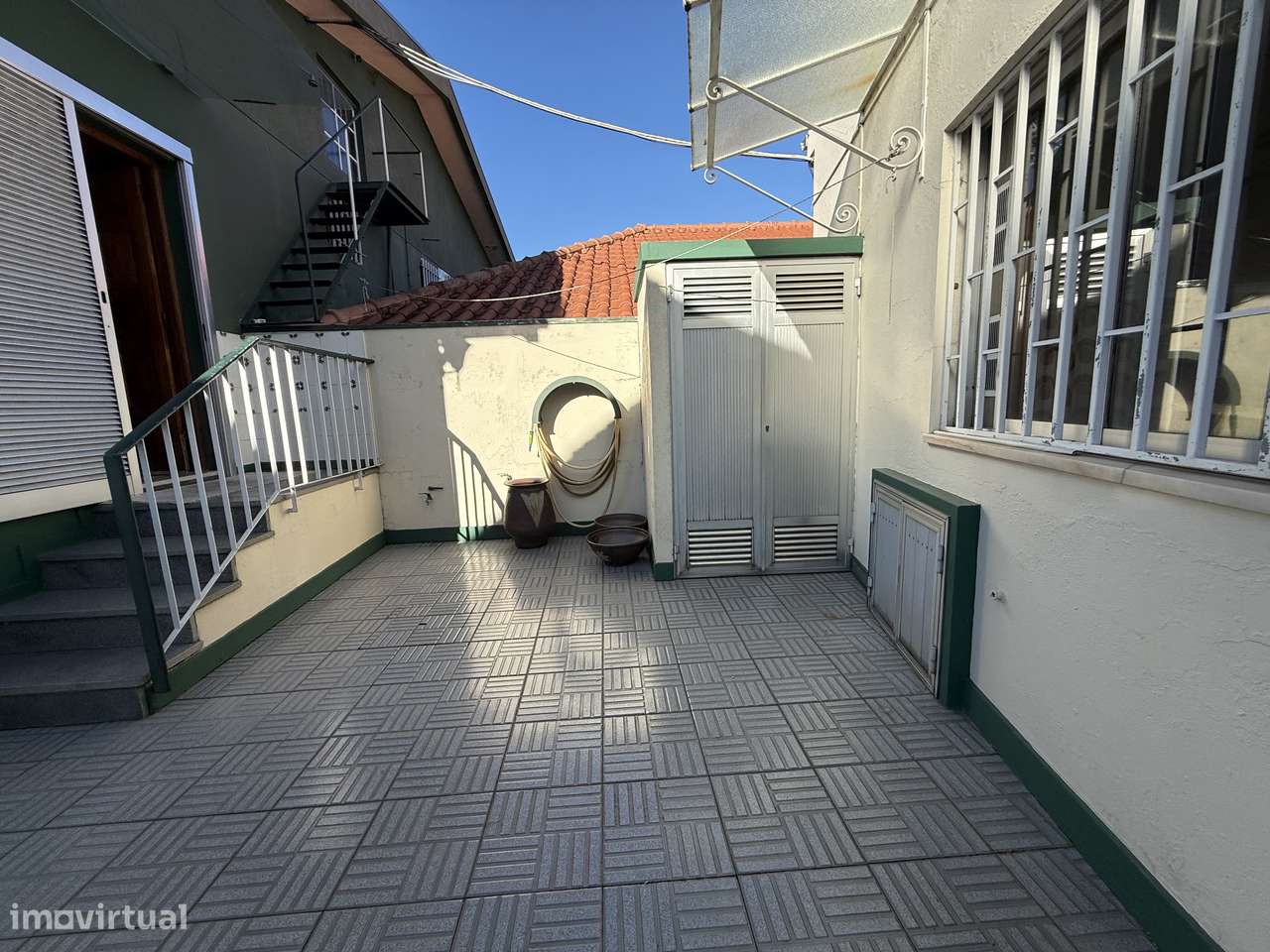 Moradia T7 | Elevador | Box 6 Carros | Jardim | 600m2 | Gondomar-32