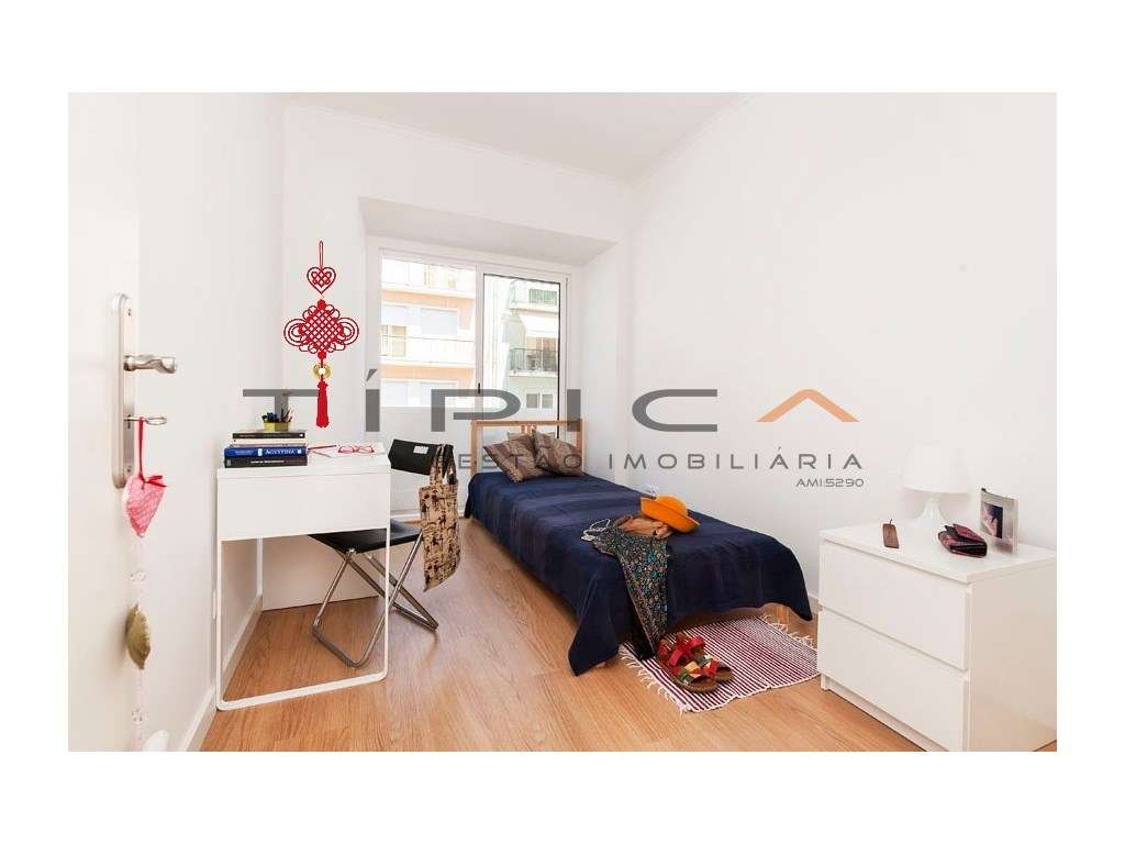 Cidade Universitária / Campo Grande - Apartamento T3-4