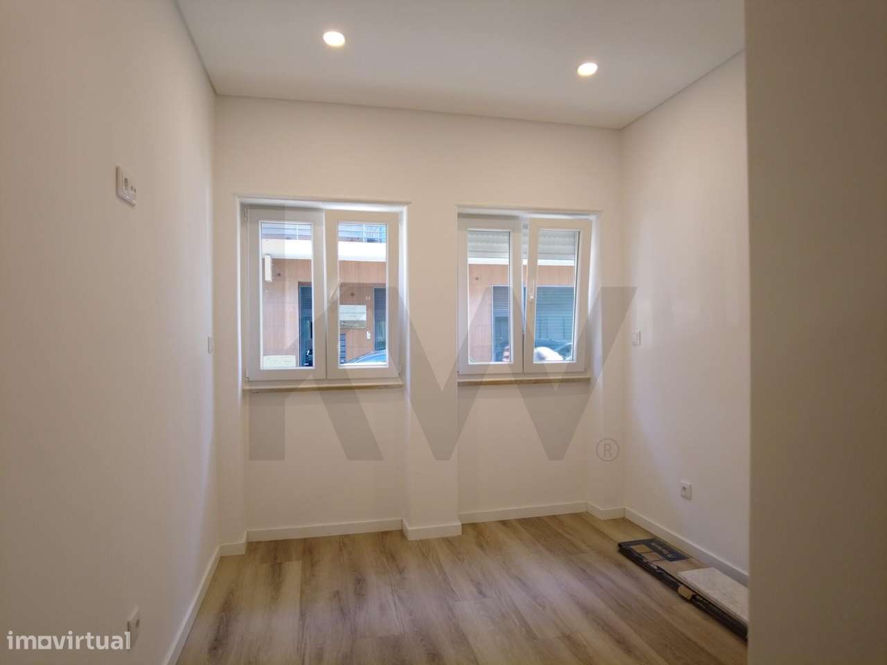 Apartamento T2, remodelado, Barreiro-9