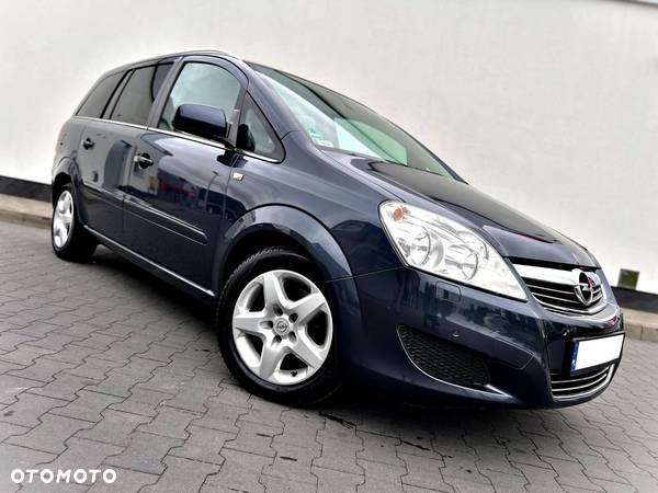 Opel Zafira 1.7 CDTI Cosmo - 1