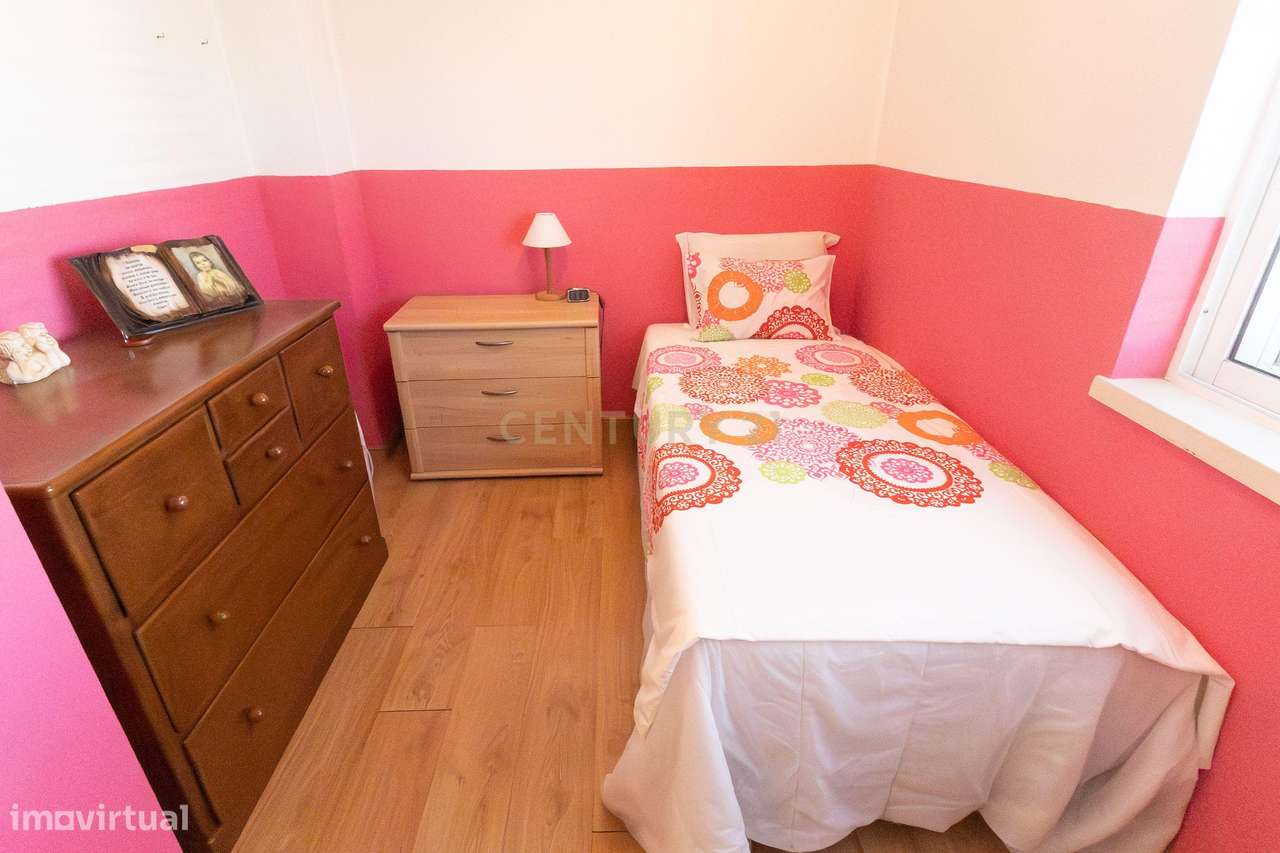 Moradia T4+1 em Condomínio Fechado – Alfacenhas Vila-27