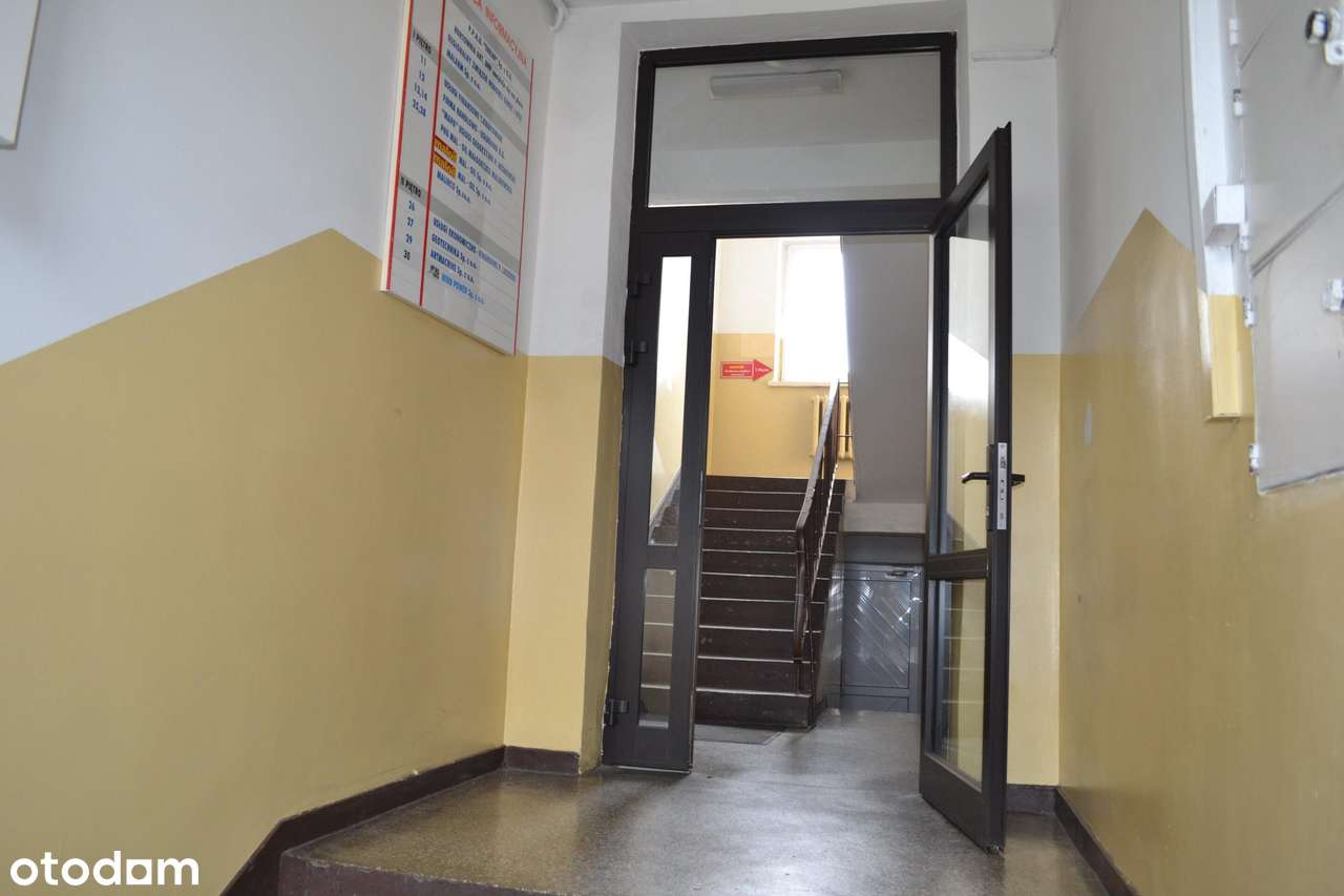 biurowiec 745,m2, 9 budynków,  42 garaże 6,850m2 - Pełny obrazek: 5/11