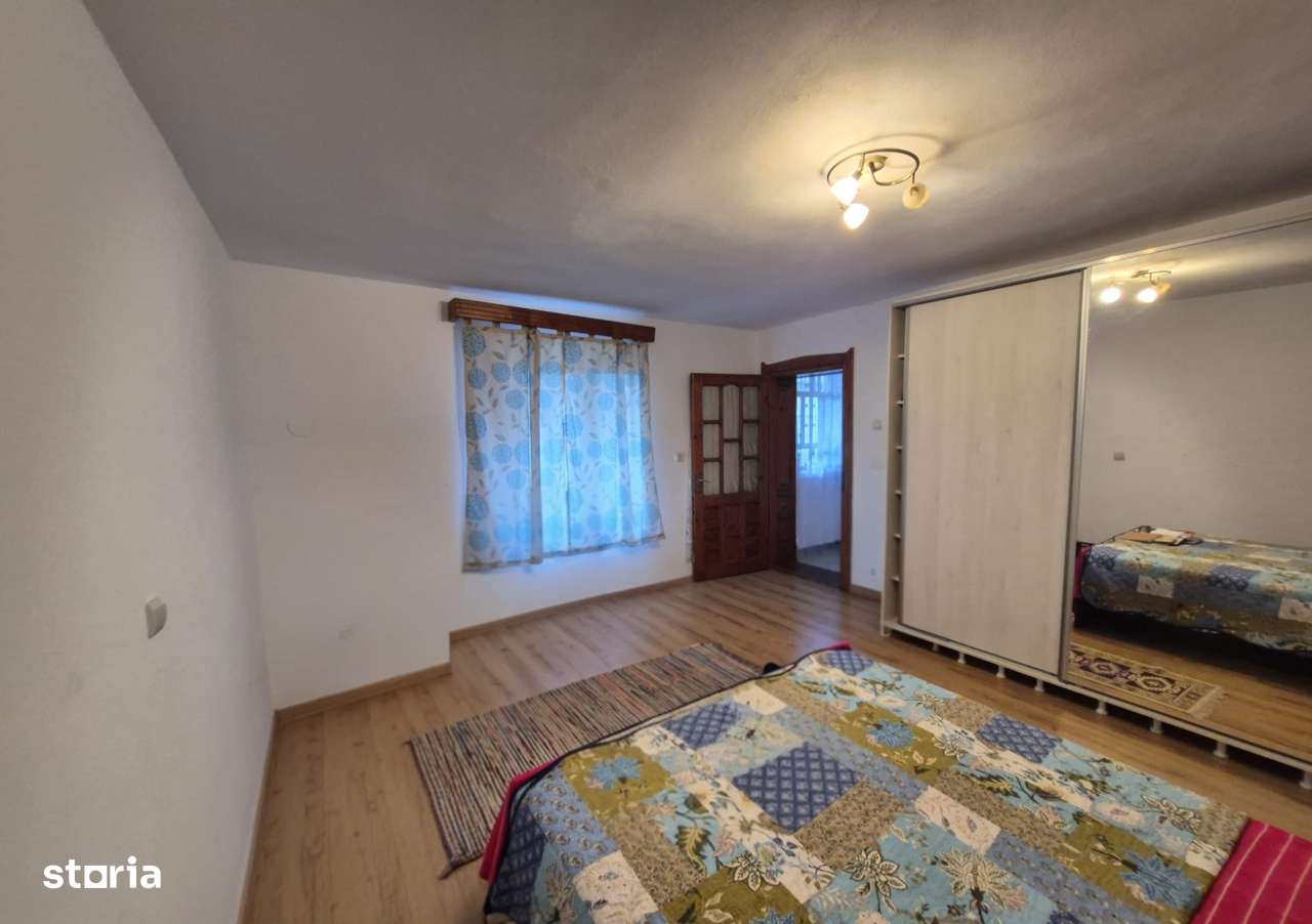 Casa Loc. Sântana,25km de Arad, gradină 1933 mp front stradal dublu-11