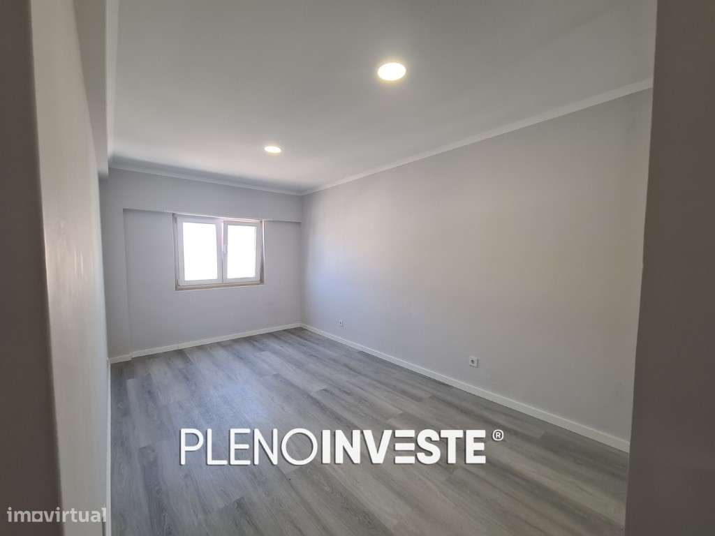 T4 totalmente remodelado na Amora-11