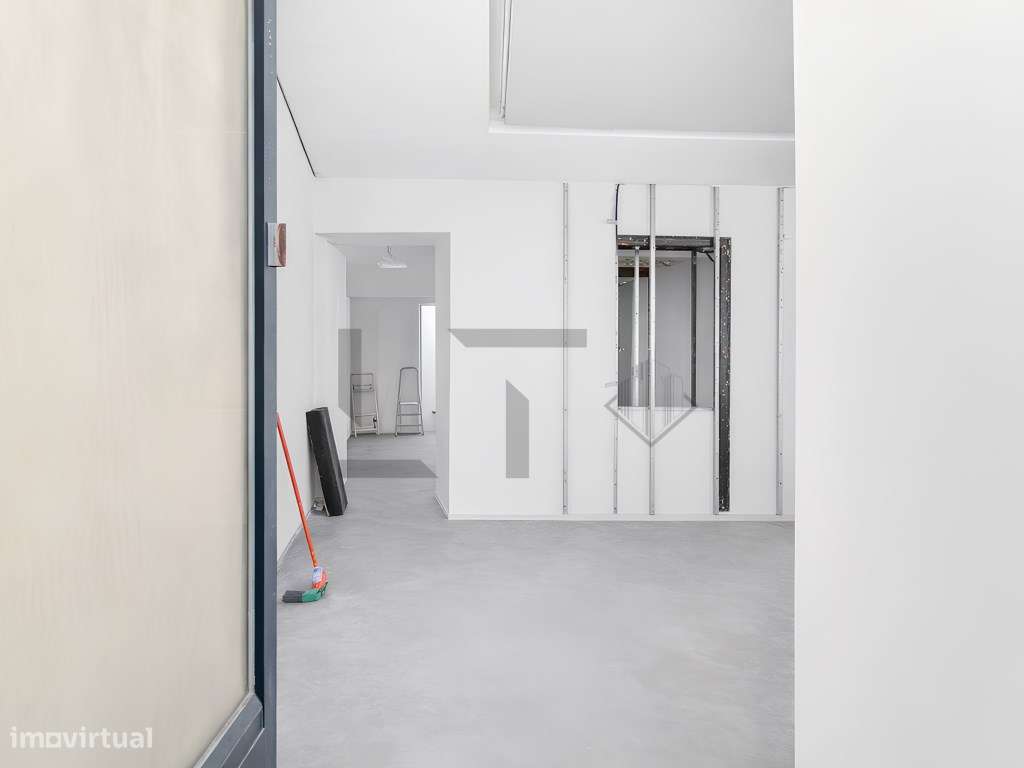 Loja Com Rendimento Garantido Na Rua da Atalaia, Lisboa - Grande imagem: 2/16