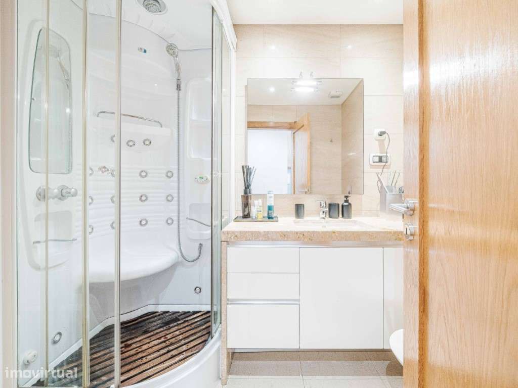 T3 em Telheiras com 155m² | Box para 2 carros | Varanda | Excelente...-15