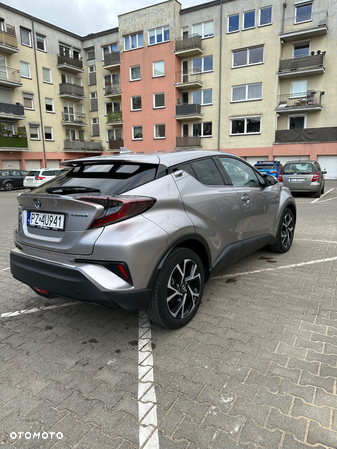 Toyota C-HR 1.8 Hybrid Team Deutschland - 4