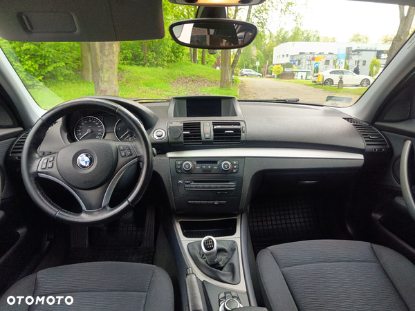 BMW Seria 1 118d - 9