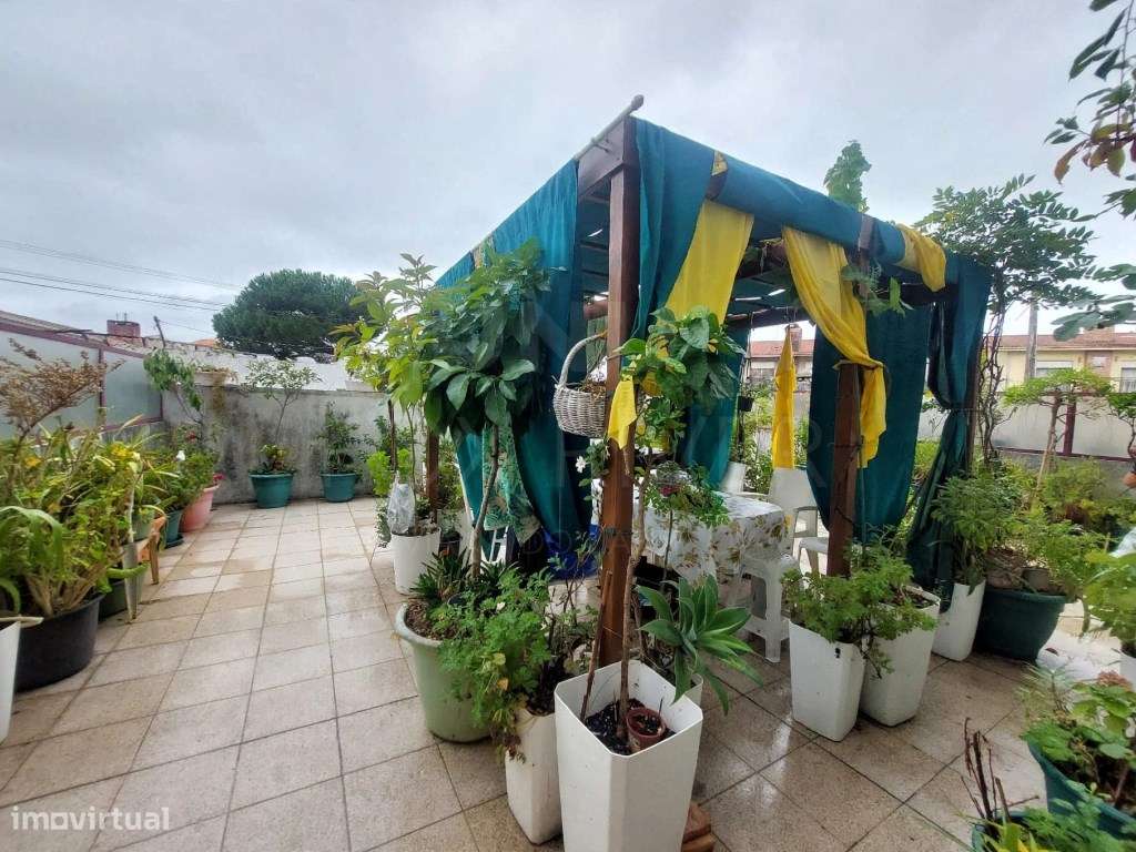 Apartamento T2 com Terraço Privativo e Garagem - Touguinha, Vila do...-16