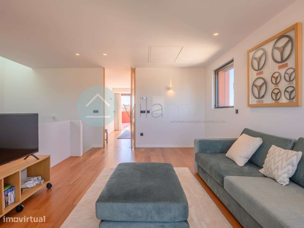 Excelente Moradia V4 com Piscina-21