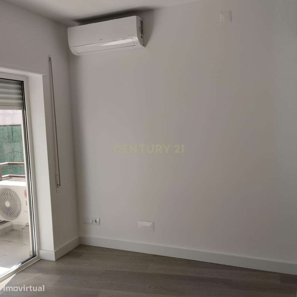 Escritório || Estúdio em Pombal - Grande imagem: 4/23
