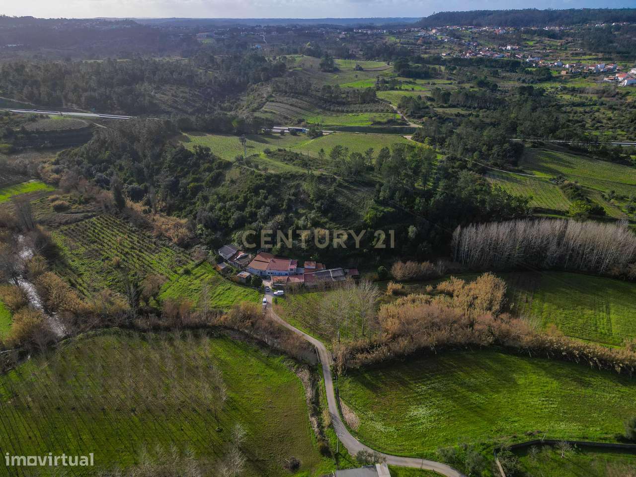 Antiga azenha com artigo urbano independente Souselas, Coimbra - Grande imagem: 4/13