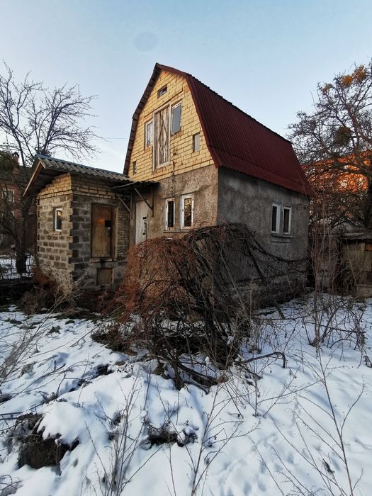 участок, закрытый городок, заезд с Туполева, Мрии 5, метро Нивки, парк