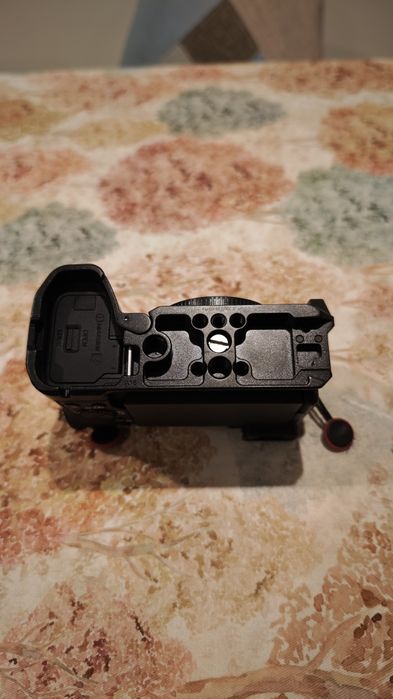 Sony A6700 + 2 lentes + 2 baterias