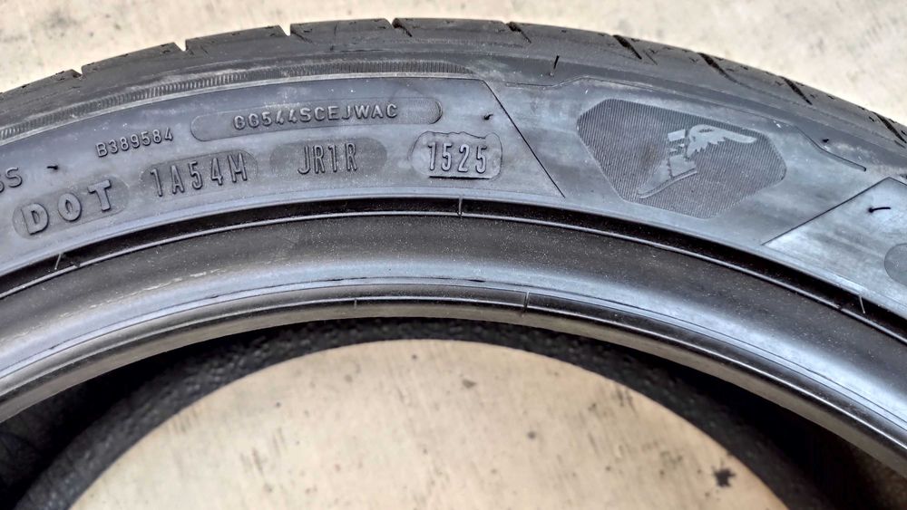 шини 215/45R18. Goodyear. 99% (замінник 225/40/18)