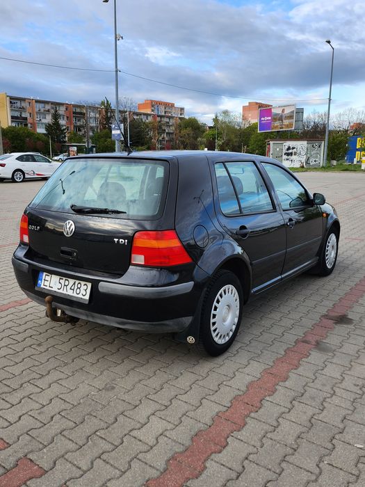 Vw Golf 1.9TDi Klimatyzacja Mrozi, 2 Wł, Hak Do Przyczepki