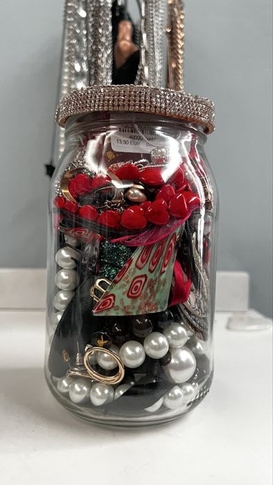 Słoik z biżuterią Swarovski, By Dziubeka