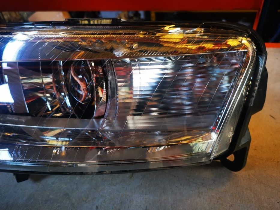 AUDI A6 C6 FAROL ESQ XENON / LED - FF011