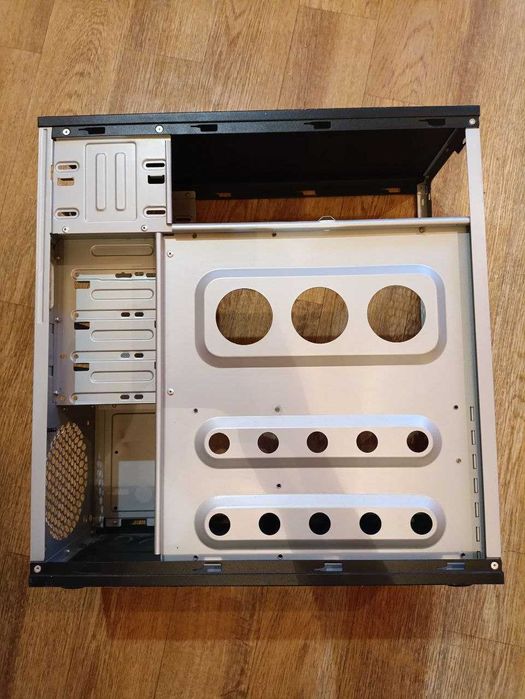 Корпус пк Chieftec iArena CQ-01B-U3