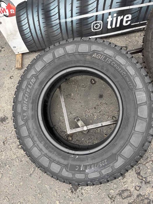 Шини 225/75 R16C Michelin 7,8мм всесезон