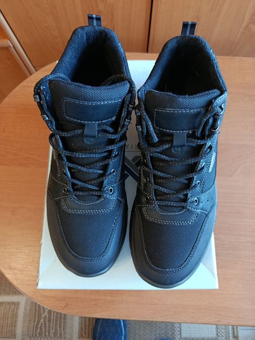 Чоловічі кросівки від Imac.