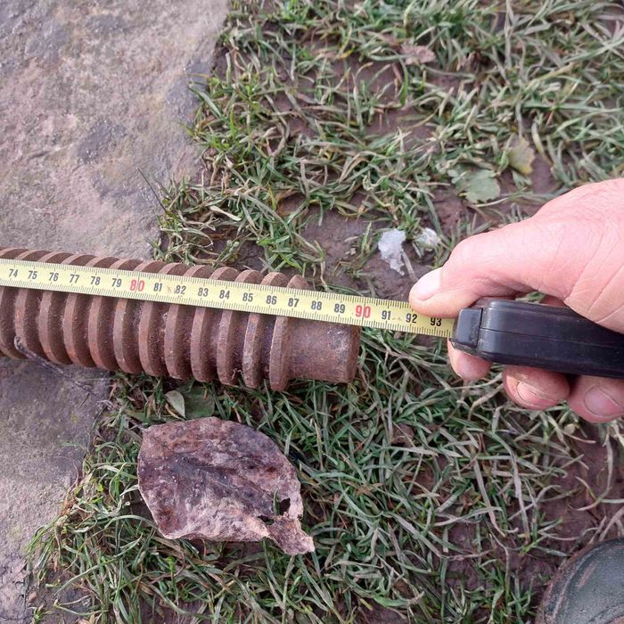 Продаються  різьби для преса