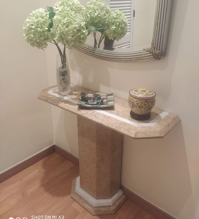 Mesa de hall em Mármore €80