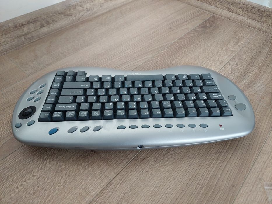 Klawiatura PC bezprzewodowa