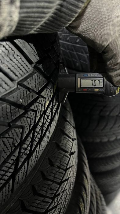 Пара зимової гуми 195/60/15 Nexen