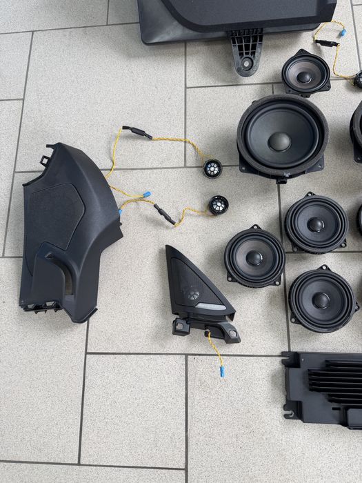 BMW 4 і4 g26 акустика Harman Kardon музика динаміки харман кардон г26