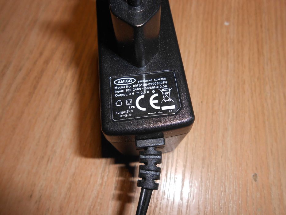 Блоки питания для роутера TP-Link 9V 600 A.