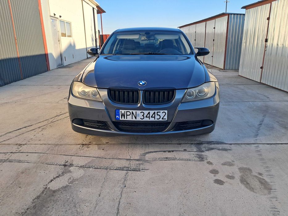 BMW E90 320i 2005r / Benzyna+GAZ / 150 KM / xenon / ALU 17 / OC+PT
