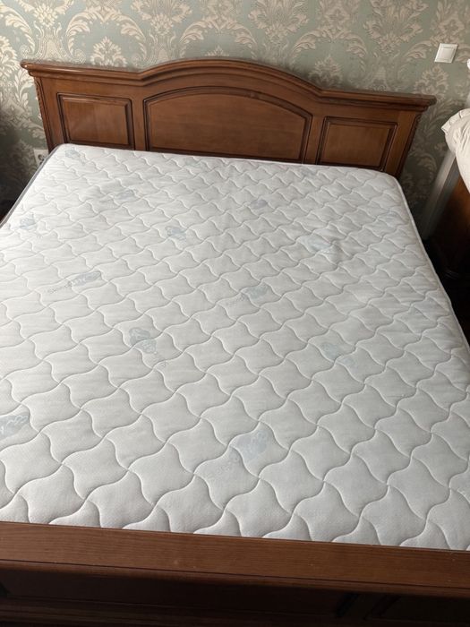 двохспальний матрас 180 на 200