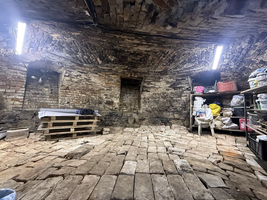 Підаж підвалу вул. Бандери 18,4 м2