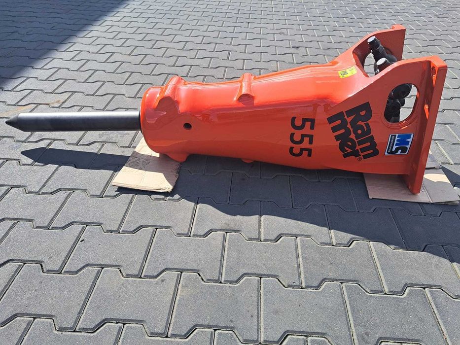 Młot hydrauliczny wyburzeniowy 275kg Rammer BR555 koparka 3,2 - 8t