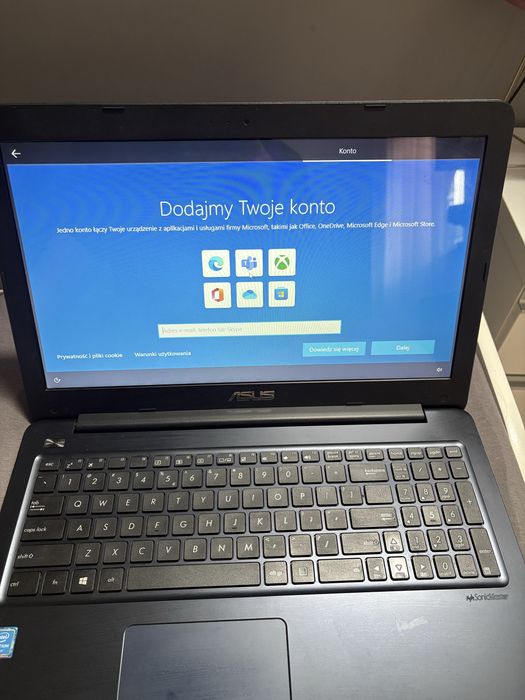 Laptop Asus E502N