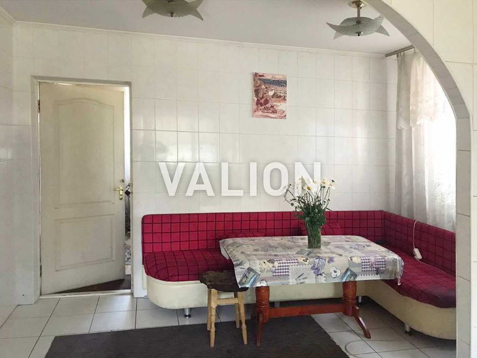 Продаж 2х будинків Київська Києво-Святошинський Софіївська Борщагівка,