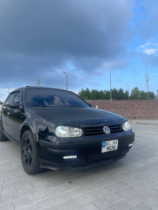 Volkswagen Golf 4