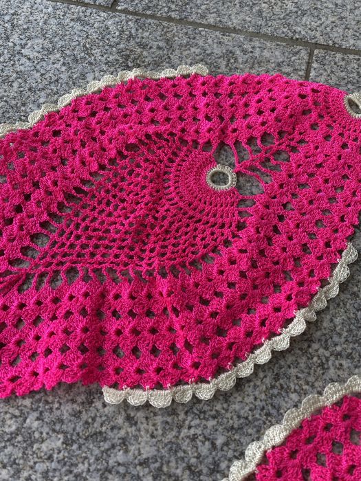 Panos bordados à mão