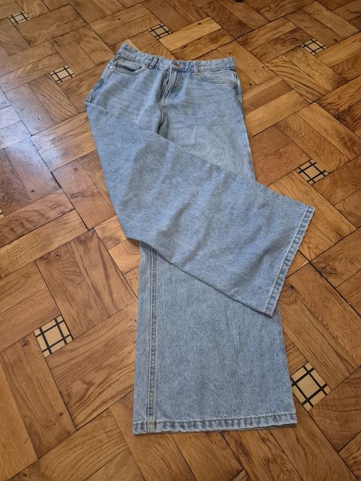 Nowe jeansy 164cm