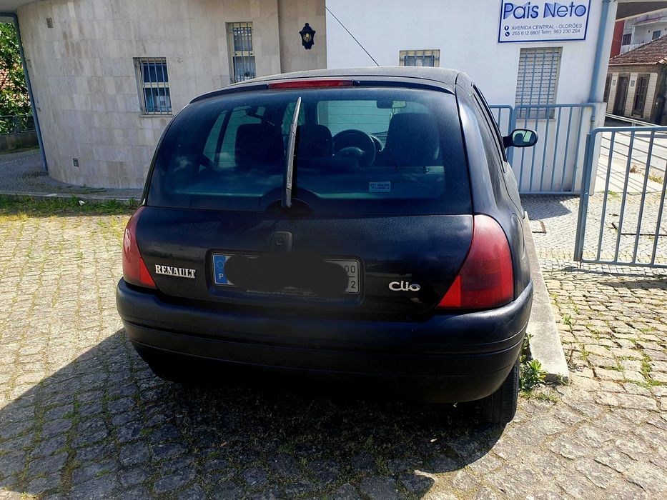 Renault clio 1.2 Ano 2000/12.  280 mil quilómetros