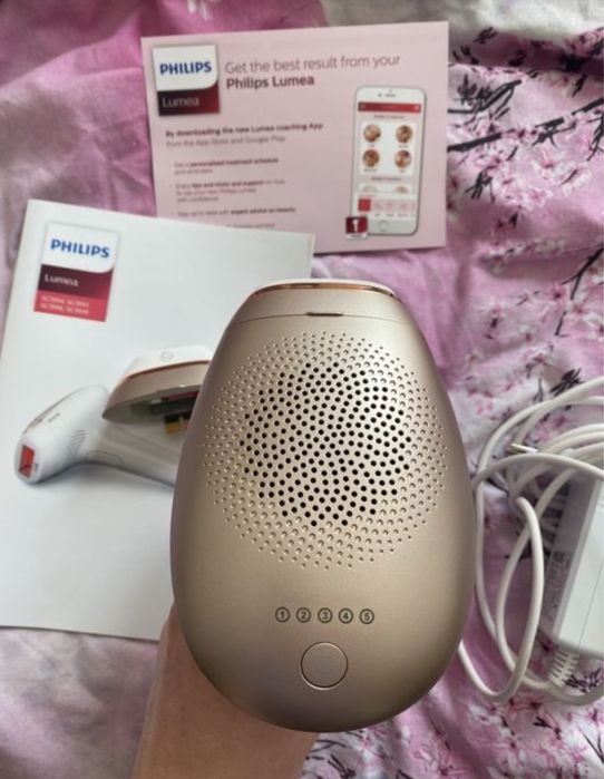 Фотоепілятор PHILIPS Lumea Advanced SC1997/00 в гарному стані