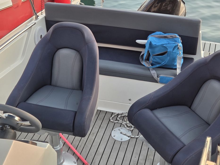 An Marine 565 sundeck