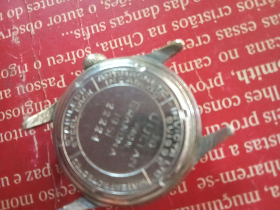 Invicta militar! Anos 50 em aço!