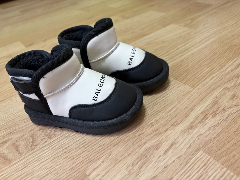 Продам дескиие уги