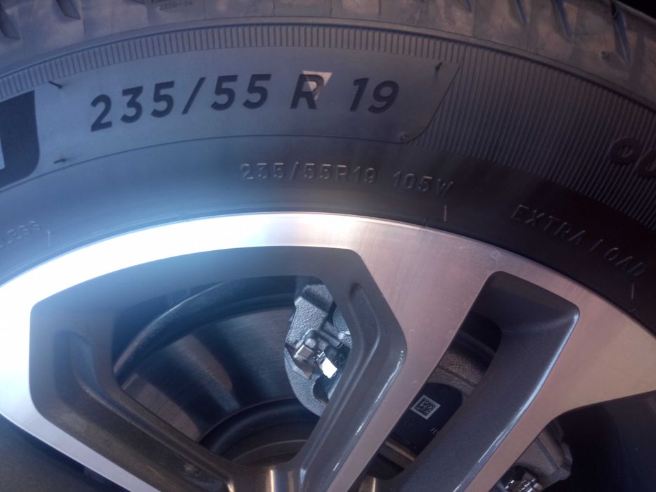 Z salonu Audi koła letnie 19 do Q5