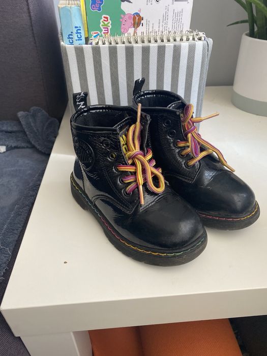 Черевички  чобітки хайтопи лаковані  27 15,5-16см