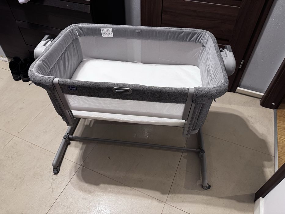 Lozeczko dostawne chicco next to me magic evo