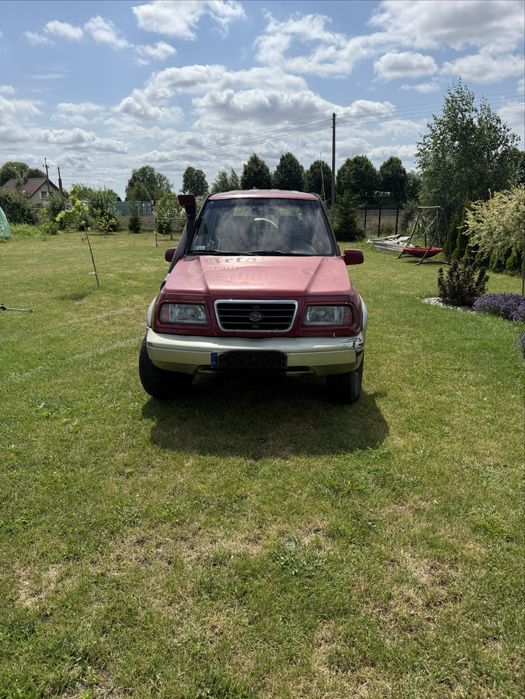 Suzuki Vitara 2.5 V6 144KM