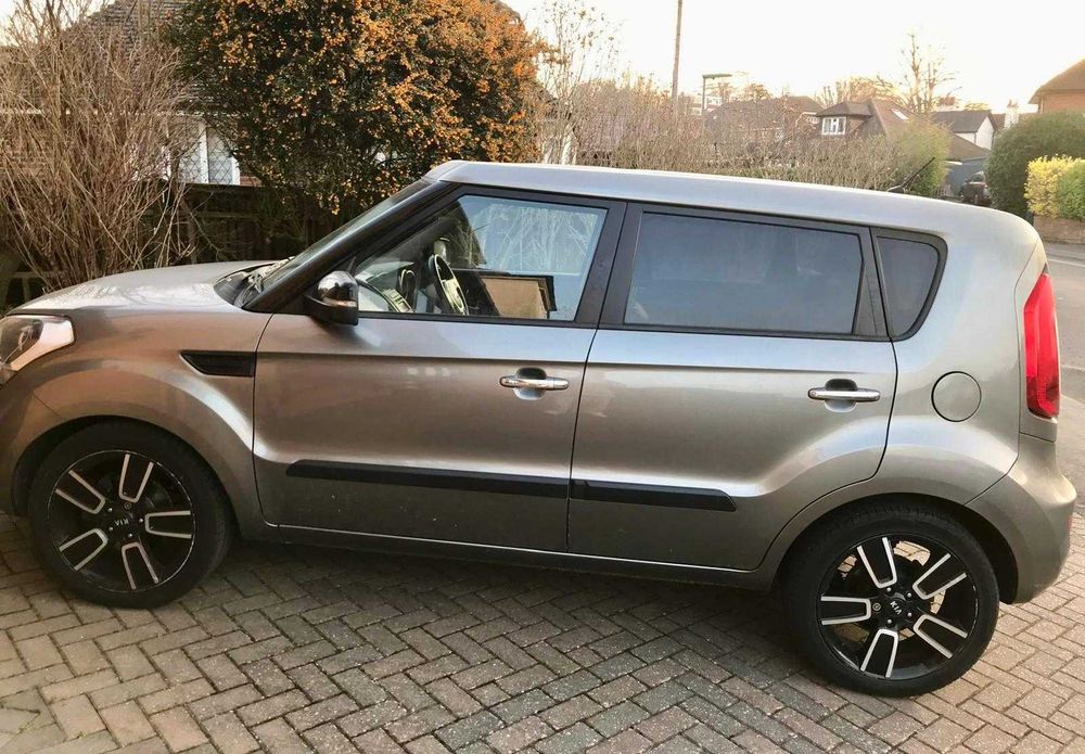 Kia Soul 1.6 CRDi Automático diesel 2014, Volante à Direita, Matrícula Portuguesa